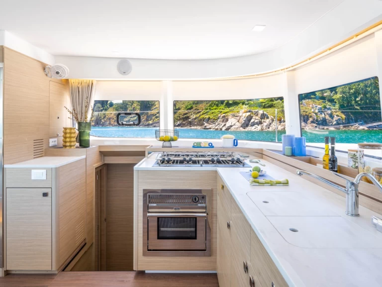 Alquiler Catamarán en Lávrio - Lagoon Lagoon 43