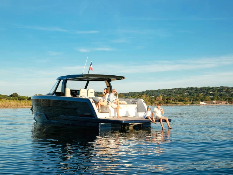 Yate de lujo para alquilar Kaštela al mejor precio