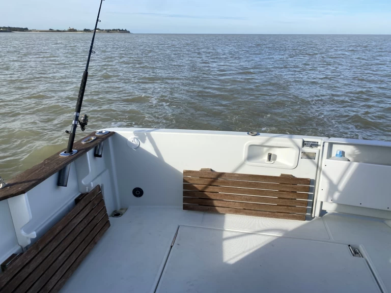 Alquiler Lancha Jeanneau con o sin  título de navegación