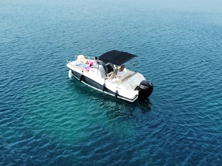 Alquiler de Quicksilver Activ 605 Sundeck en Calp / Calpe
