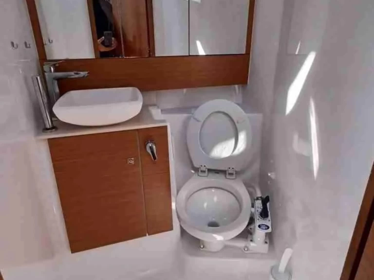 Velero para alquilar Rodi Garganico al mejor precio