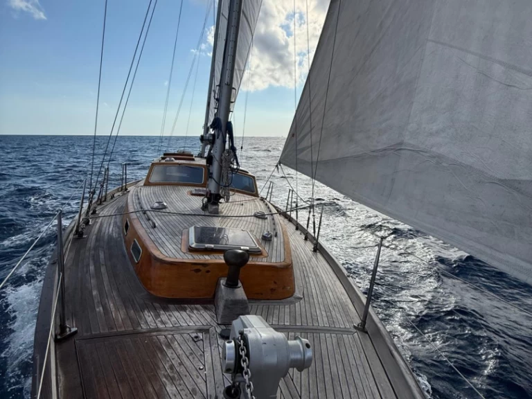 Alquiler de Velero, con o sin patrón Vindö Marsella