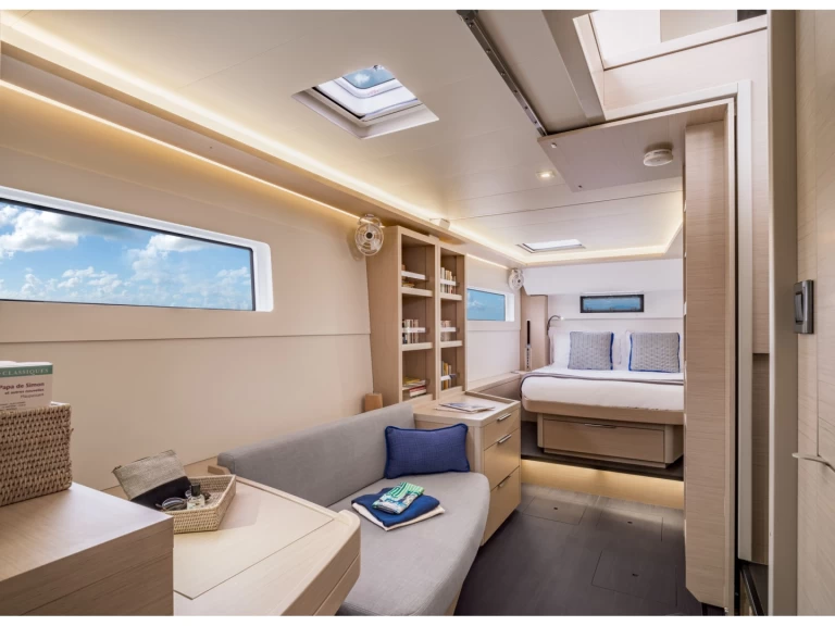 Alquiler de barcos Castellammare del Golfo barato de Lagoon 46