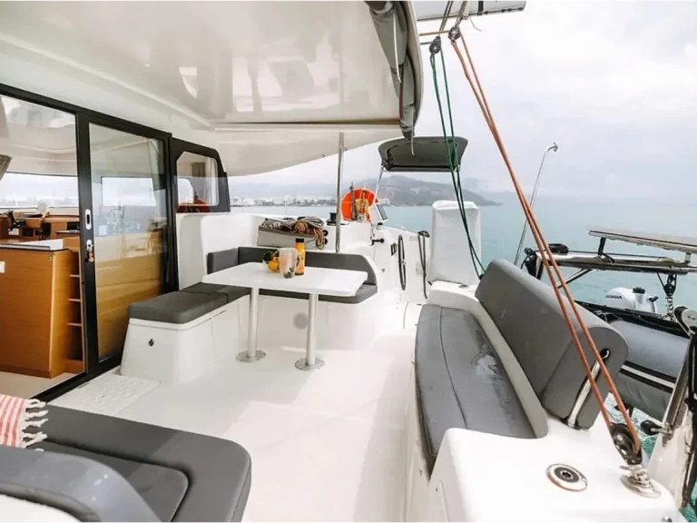 Alquiler Catamarán en Nikiána - Excess Excess 11