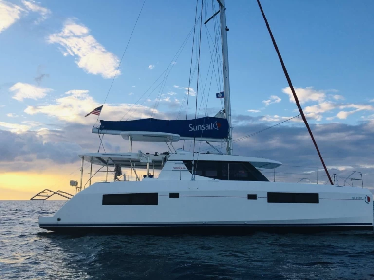 Alquiler de barcos Ciudad de Belice barato de Nice Aft Too