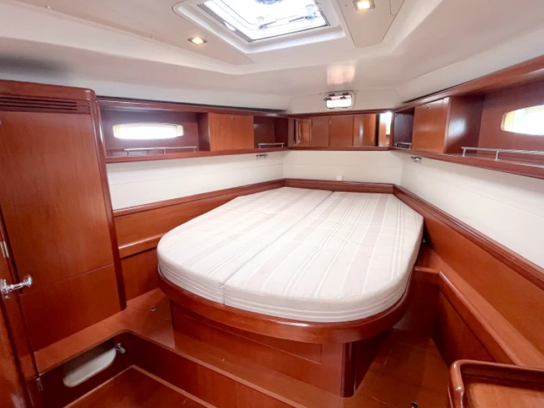 Alquiler de embarcaciones Bénéteau Oceanis 50 enAjaccio en Samboat