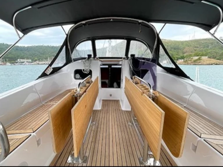 Velero para alquilar Álimos al mejor precio