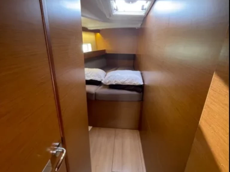 Velero para alquilar Álimos al mejor precio