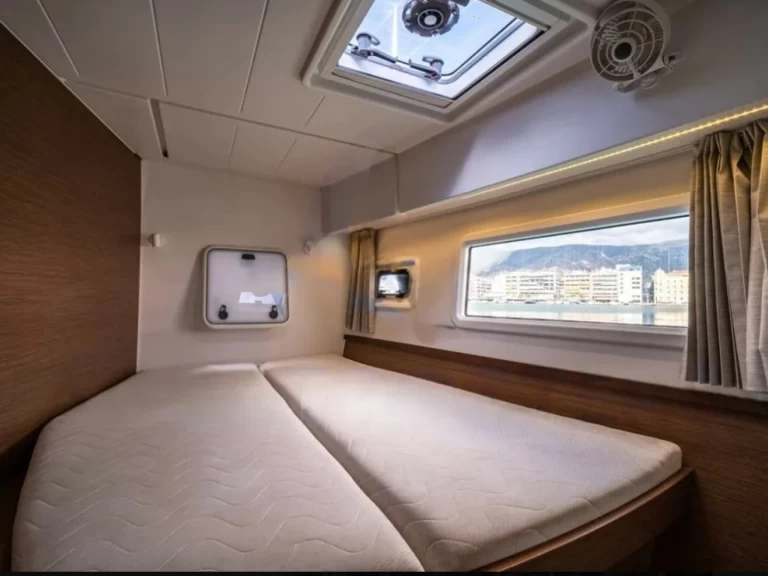 Alquiler Catamarán Lagoon con o sin  título de navegación