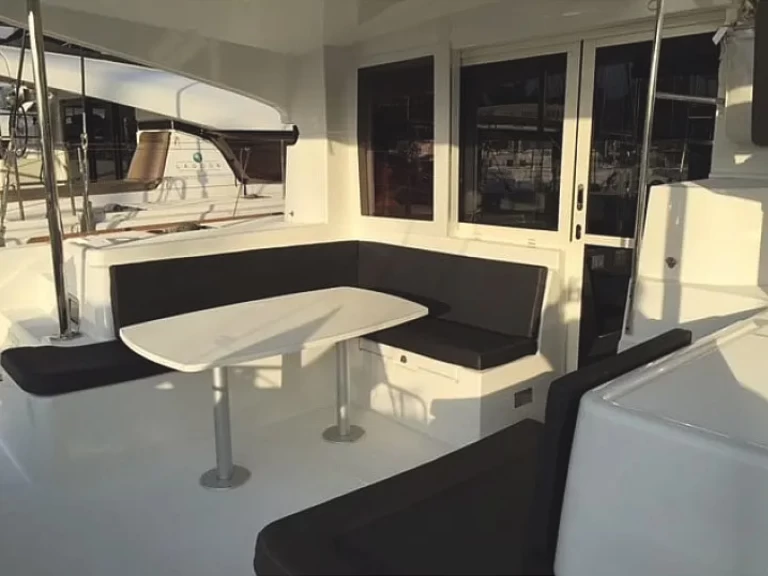 Alquiler Álimos - Lagoon Lagoon 40 en SamBoat