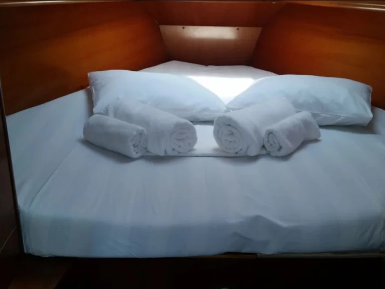 Velero para alquilar Álimos al mejor precio