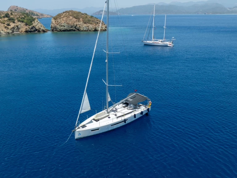 Alquiler de barcos Fethiye barato de Sun Odyssey 490