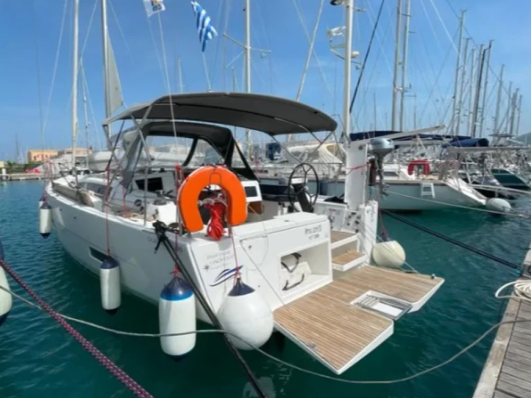 Alquiler de embarcaciones Dufour Dufour 390 enLefkáda en Samboat