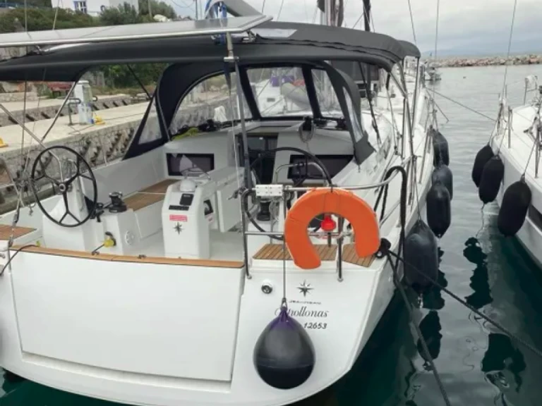 Alquiler Gouviá - Jeanneau Sun Odyssey 440 en SamBoat
