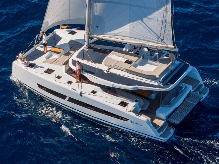 Alquiler de Catamarán, con o sin patrón Fountaine Pajot Frenchtown