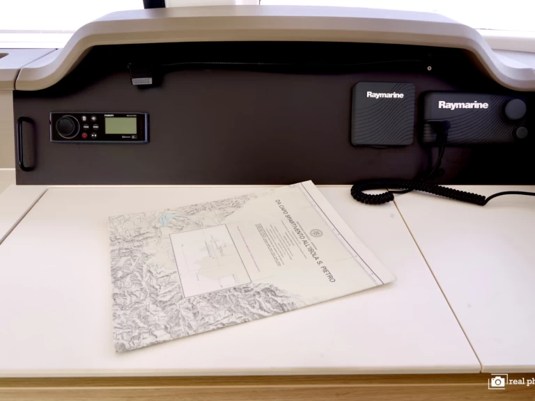 Catamarán para alquilar Olbia al mejor precio