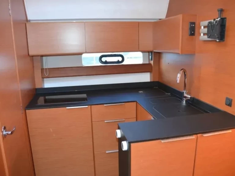 Bavaria Bavaria Sport 450 HT de alquiler a Seget Donji