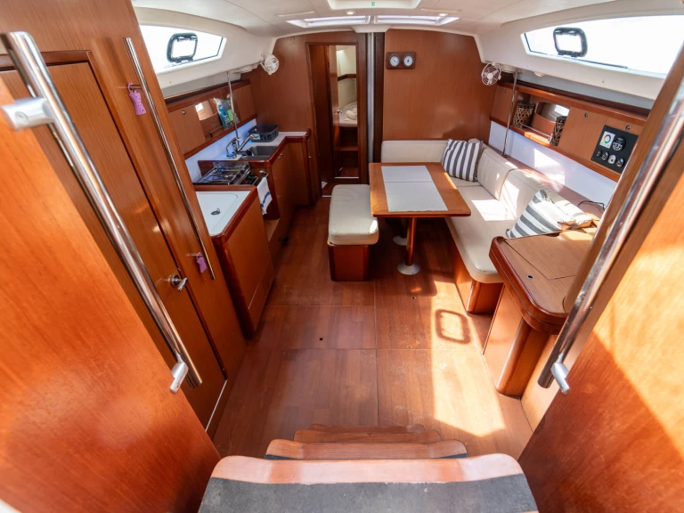 Alquiler Kavála - Bénéteau Oceanis 43 en SamBoat