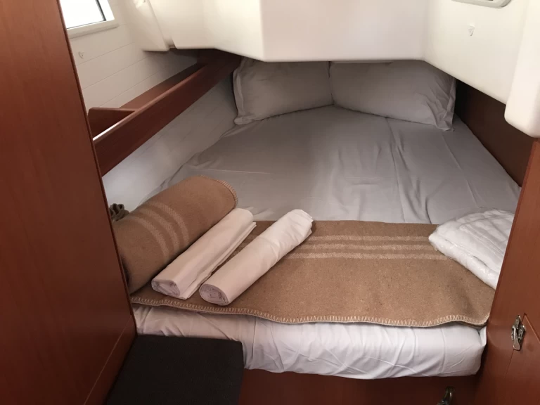 Alquiler de embarcaciones Bavaria Bavaria Cr 34 enCugnana Verde en Samboat