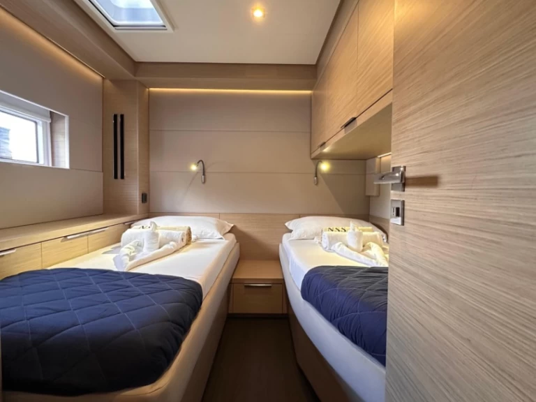 Alquiler Catamarán Lagoon con o sin  título de navegación