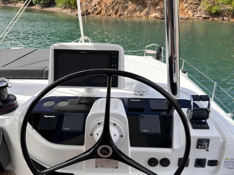 Alquiler de embarcaciones Lagoon Lagoon 55 enBas du Fort en Samboat