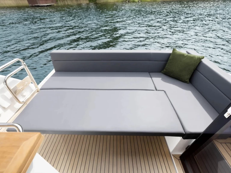 Alquiler Biograd na Moru - Sealine Sealine C335 en SamBoat