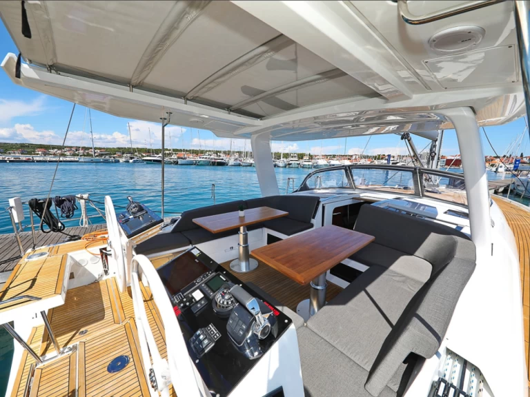 Alquiler Velero Hanse con o sin  título de navegación