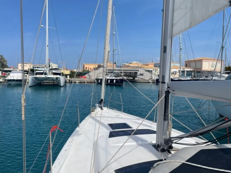 Dufour Dufour 390 de alquiler a Lefkáda