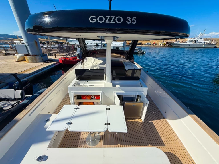 Alquiler de embarcaciones Apreamare Gozzo 35 enSaint-Tropez en Samboat