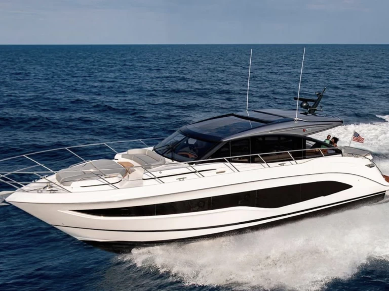 Yate de lujo para alquilar Port de Saint Tropez al mejor precio