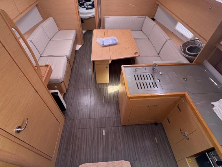 Alquiler de barcos Hyères barato de DUFOUR 390