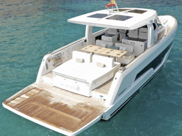 Alquiler de Lancha, con o sin patrón Fjord Port de Saint Tropez