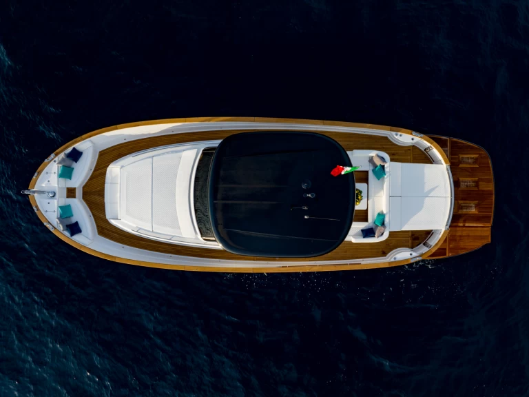 Alquiler de Apreamare Gozzo 45  en Port de Saint Tropez