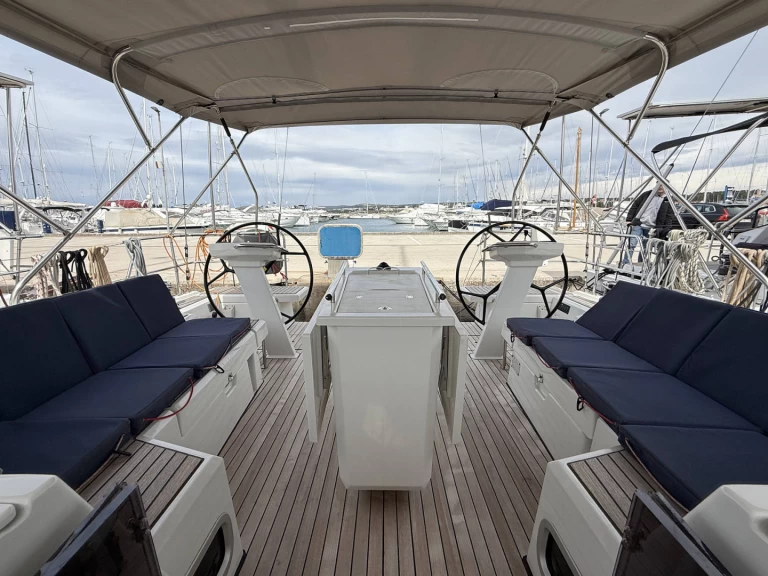 Alquiler de embarcaciones Bénéteau Oceanis 46.1 enRogoznica en Samboat