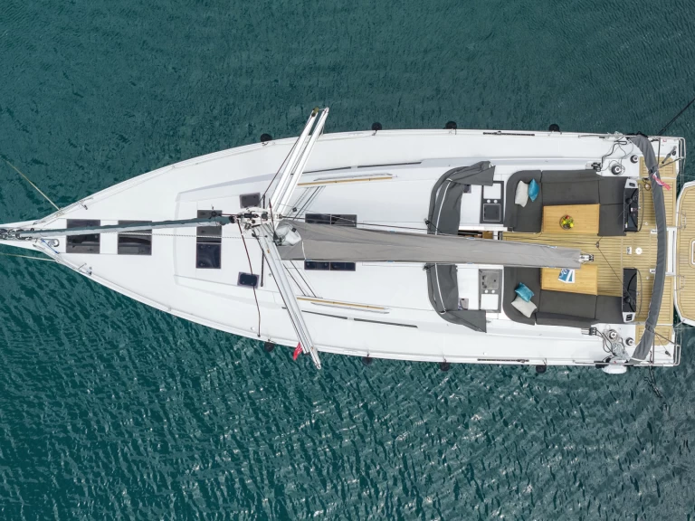 Alquiler de Velero, con o sin patrón Hanse Kaštela