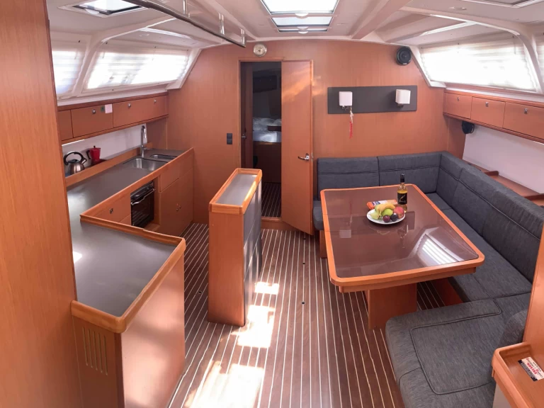 Alquiler de embarcaciones Bavaria Cruiser 46 enRhodes (Ciudad) en Samboat