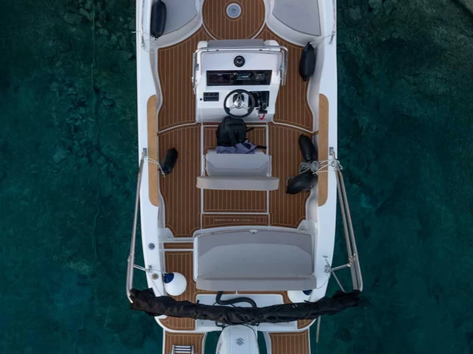 Lancha para alquilar Šibenik al mejor precio