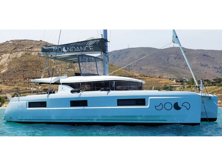 Alquiler Catamarán Lagoon con o sin  título de navegación