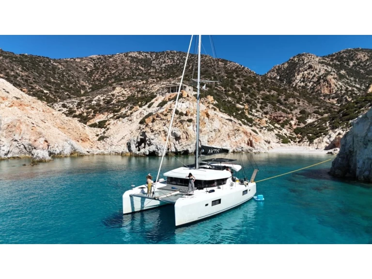 Alquiler de Catamarán, con o sin patrón Lagoon Álimos
