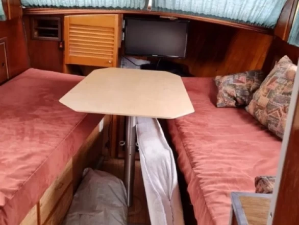 Alquiler Lancha peereboom kruiser con o sin  título de navegación