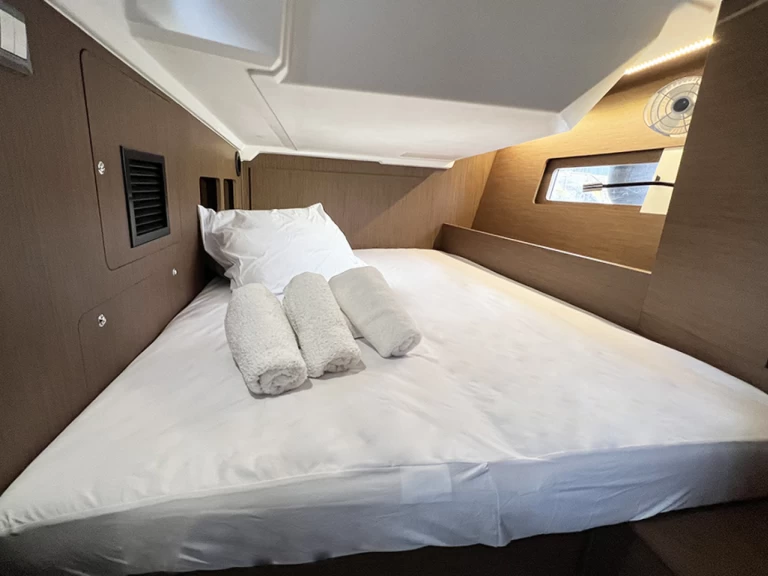 Velero para alquilar Álimos al mejor precio