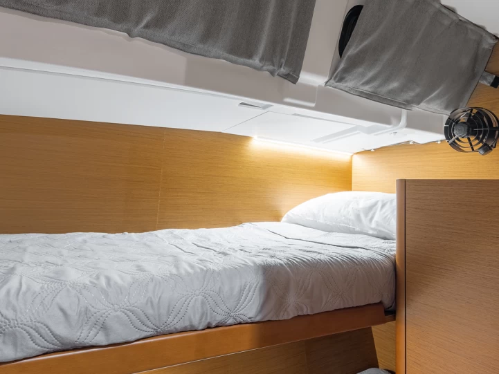 Alquiler de barcos Álimos barato de Sun Odyssey 490[G]