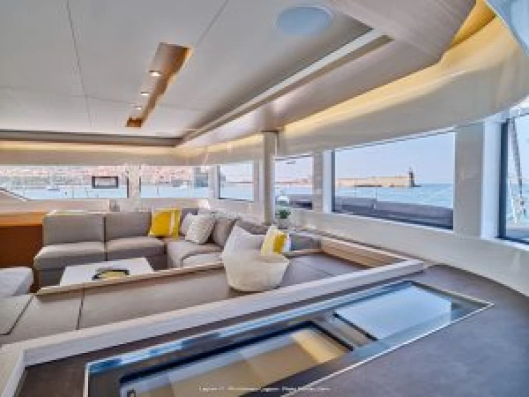 Alquiler Catamarán Lagoon con o sin  título de navegación