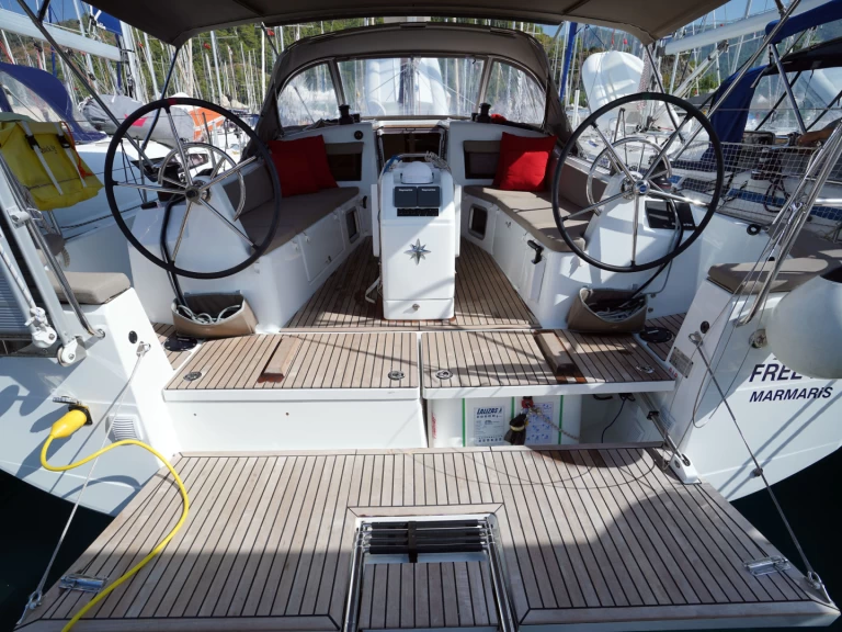 Alquiler Rhodes (Ciudad) - Jeanneau Sun Odyssey 410 en SamBoat