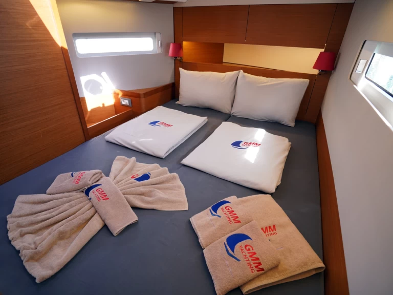 Alquiler de Jeanneau Sun Odyssey 410 en Rhodes (Ciudad)