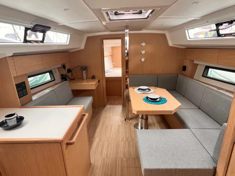 Alquiler de Velero, con o sin patrón Bavaria Rosignano Solvay-Castiglioncello