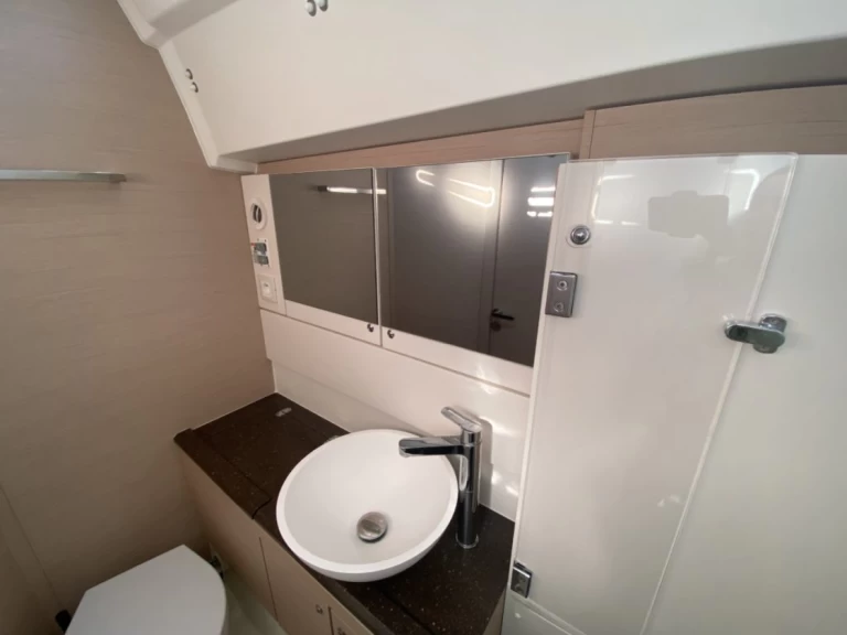 Alquiler de embarcaciones Jeanneau Jeanneau 54 enAdaköy en Samboat