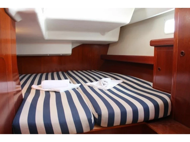 Alquiler de barcos Fiskárdo barato de Oceanis 473