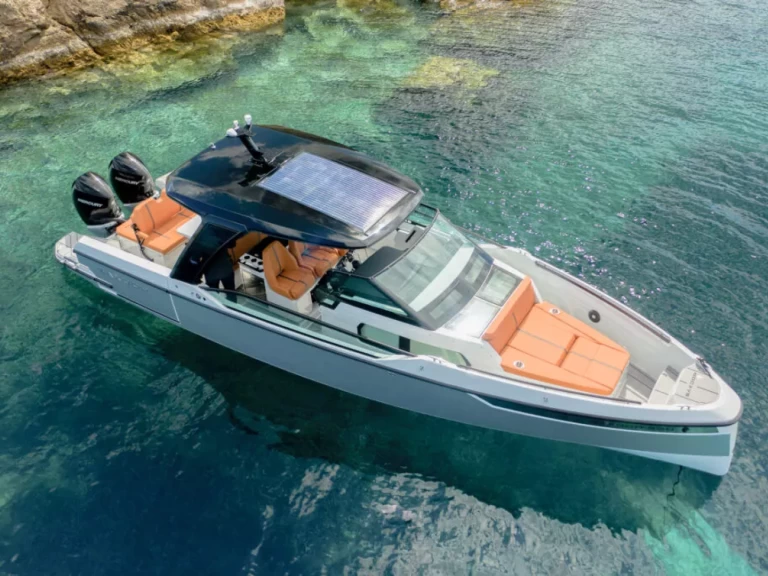 Alquiler de Saxdor Saxdor 320 GTO en Cannes