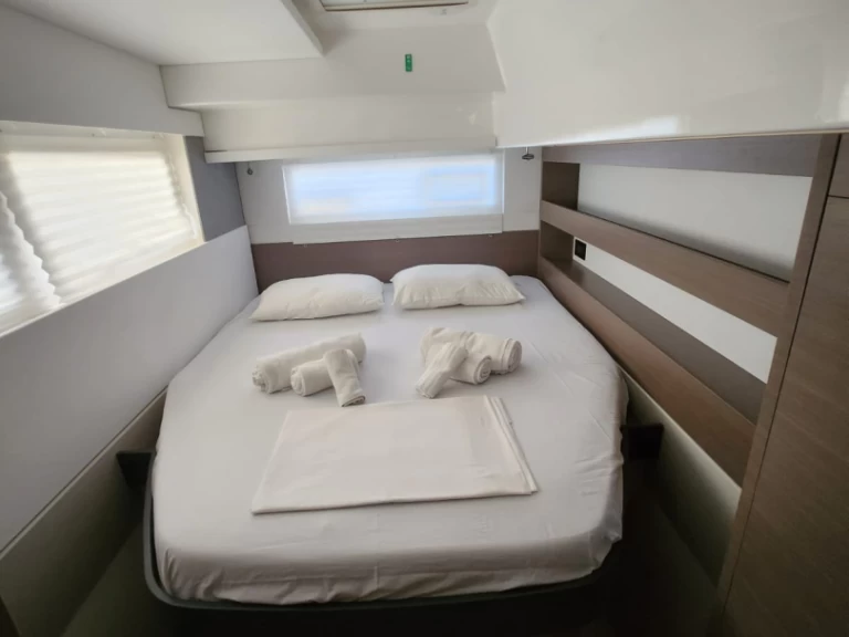 Alquiler Catamarán Leopard Catamarans / Robertson & Caine con o sin  título de navegación